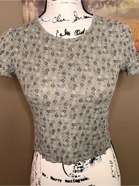 Floral Waffle Knit Short Sleeve Top